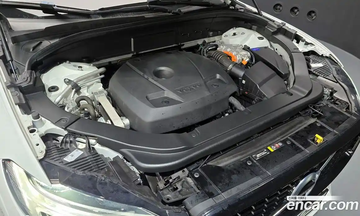 Volvo XC60 2021 2.0 Автомат в Москве № 230586, фото 14