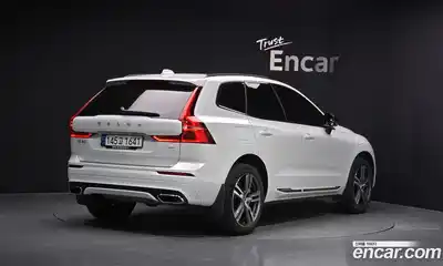 Volvo XC60 2021 2.0 Автомат в Москве № 230586, миниатюра 6