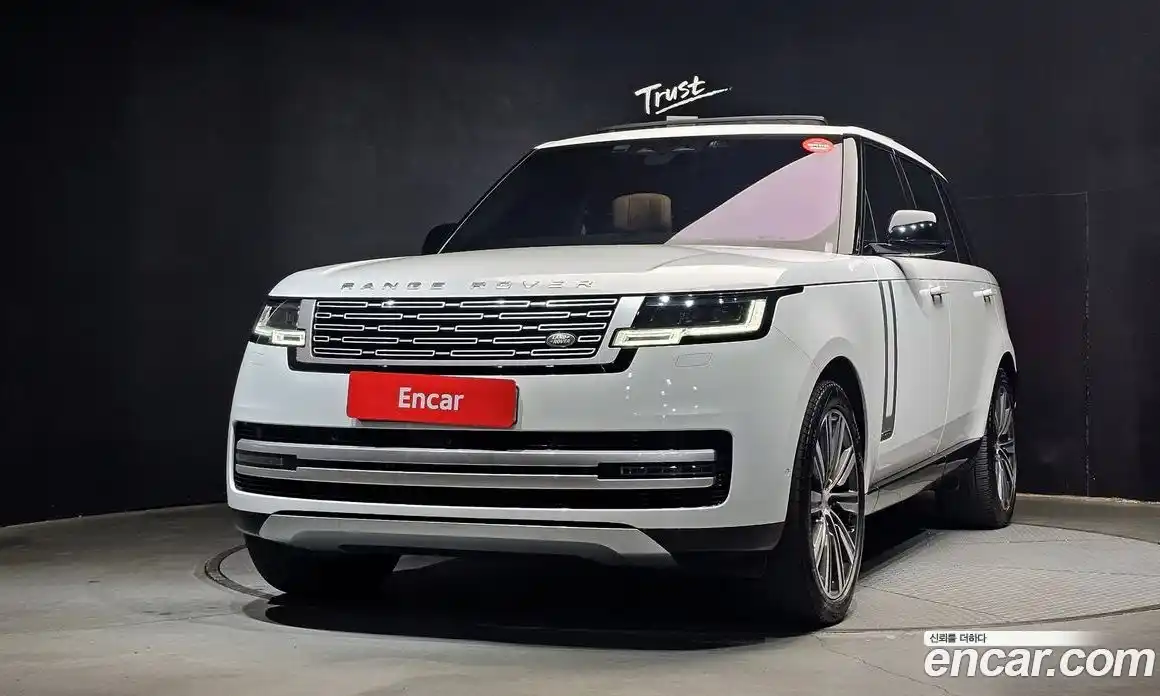 Land Rover Range-Rover 2023 4.4 Автомат в Москве № 231268, фото 13