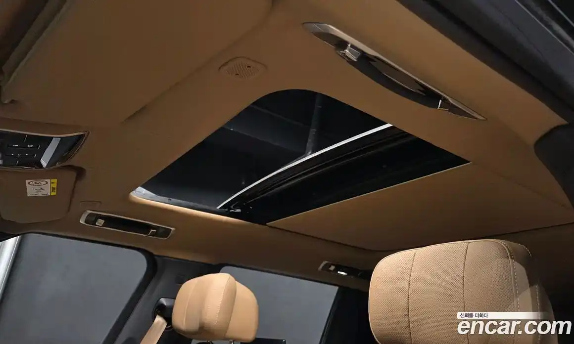 Land Rover Range-Rover 2023 4.4 Автомат в Москве № 231268, фото 3