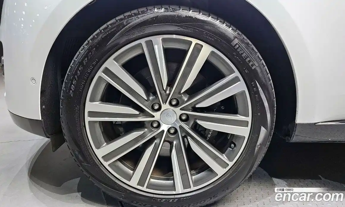 Land Rover Range-Rover 2023 4.4 Автомат в Москве № 231268, фото 6