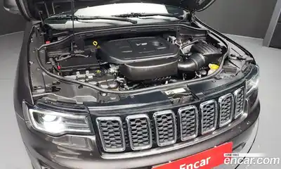 Jeep Cherokee 2018 3.6 Автомат в Москве № 232506, миниатюра 11