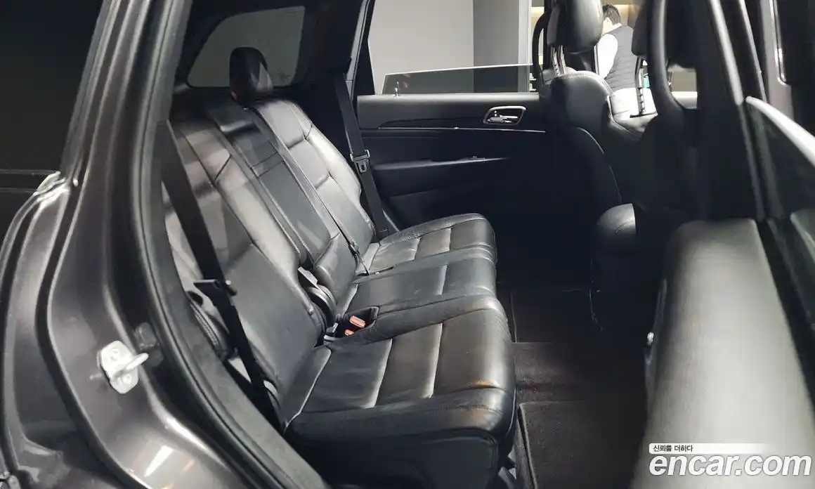 Jeep Cherokee 2018 3.6 Автомат в Москве № 232506, фото 13