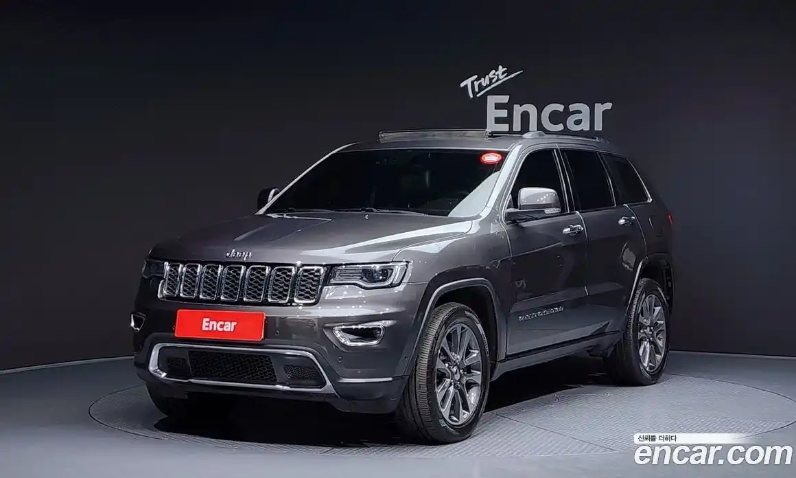 Jeep Cherokee 2018 3.6 Автомат в Москве № 232506, фото 17