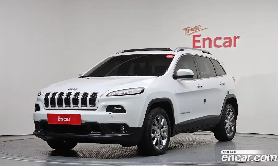 Jeep Cherokee 2018 2.4 Автомат в Москве № 232531, фото 15