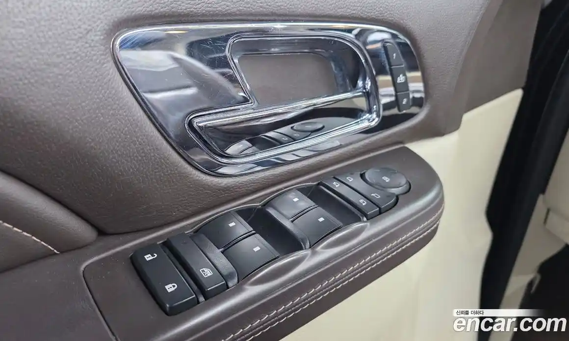 Cadillac Escalade 2012 6.2 Автомат в Москве № 256477, фото 14