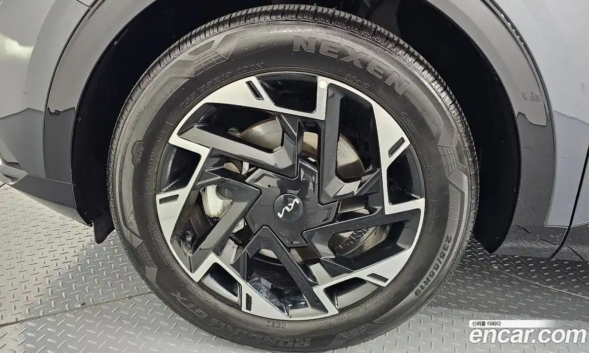 Kia Sportage 2023 1.6 Автомат в Москве № 257339, фото 15