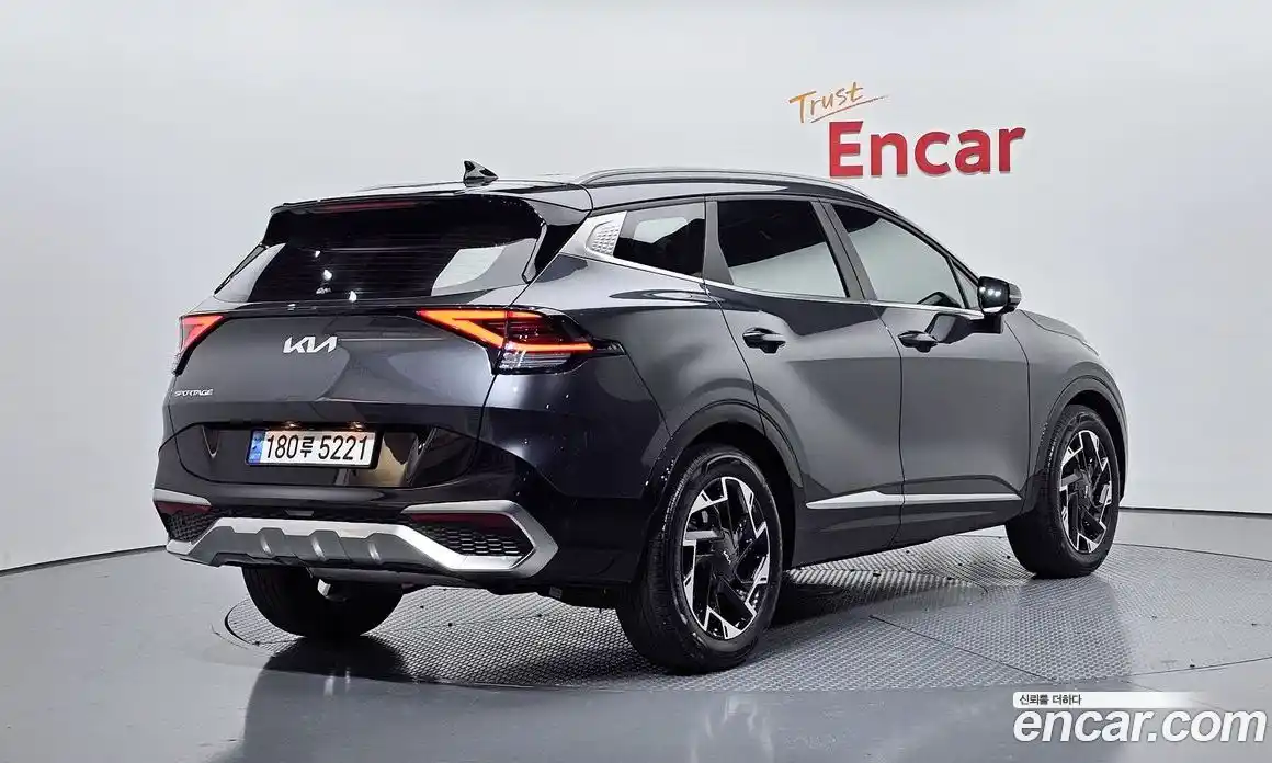 Kia Sportage 2023 1.6 Автомат в Москве № 257339, фото 20