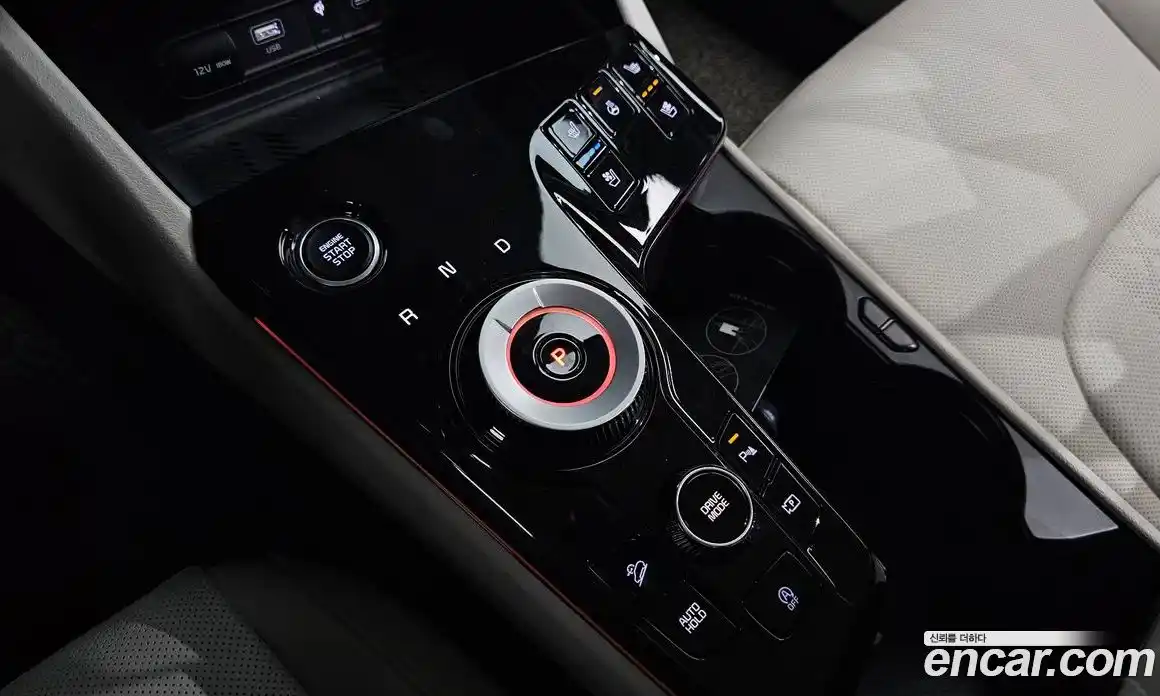 Kia Sportage 2023 1.6 Автомат в Москве № 257339, фото 8