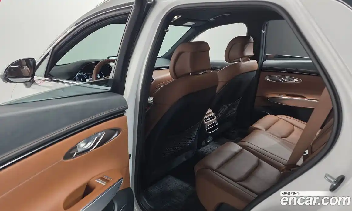 Genesis GV70 2023 2.5 Автомат в Москве № 258404, фото 17