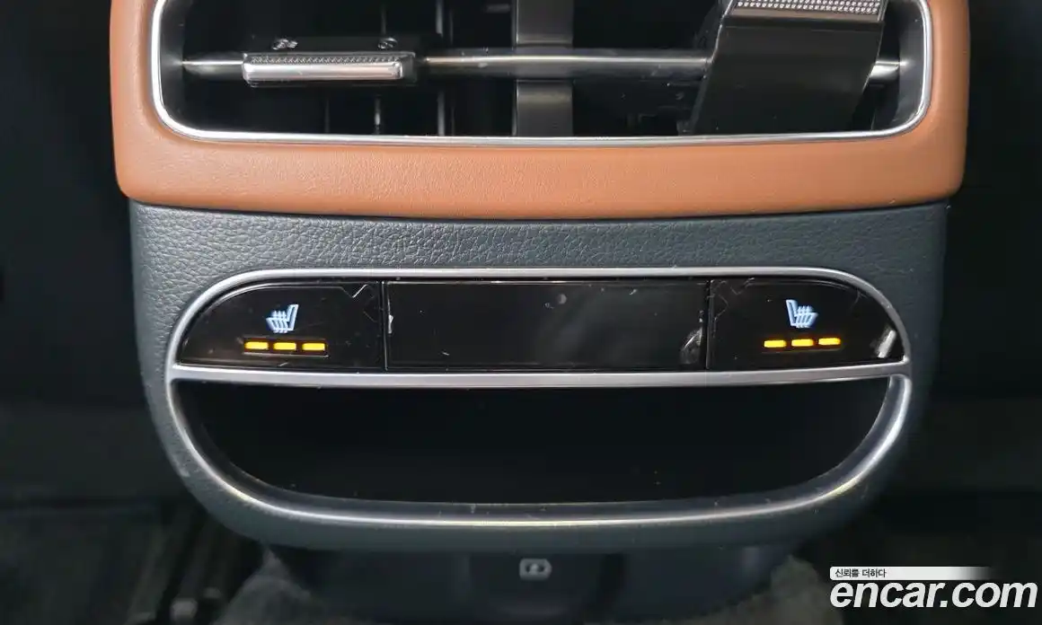 Genesis GV70 2023 2.5 Автомат в Москве № 258404, фото 9