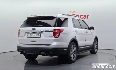 Ford Explorer 2018 2.3 Автомат в Москве № 273470, миниатюра 2