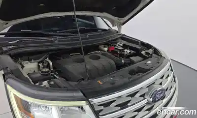 Ford Explorer 2018 2.3 Автомат в Москве № 273470, миниатюра 7