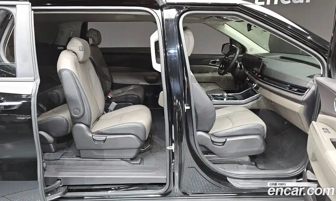 Kia Canival 2025 2.2 Автомат в Москве № 285971, фото 17