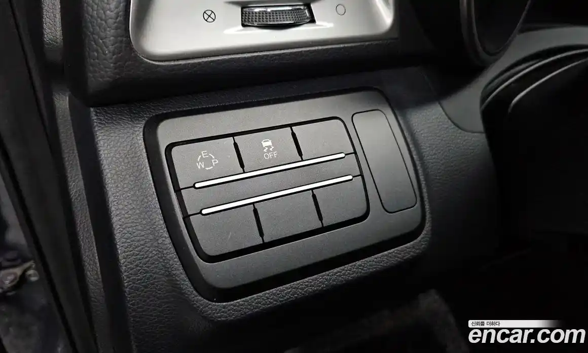 SsangYong TIBOLI 2016 1.6 Автомат в Москве № 287672, фото 18