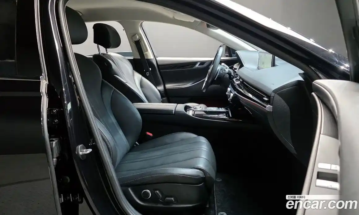 Genesis G80 2021 2.5 Автомат в Москве № 289121, фото 20