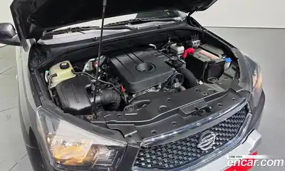 SsangYong Korando 2016 2.0 Автомат в Москве № 29187, миниатюра 11