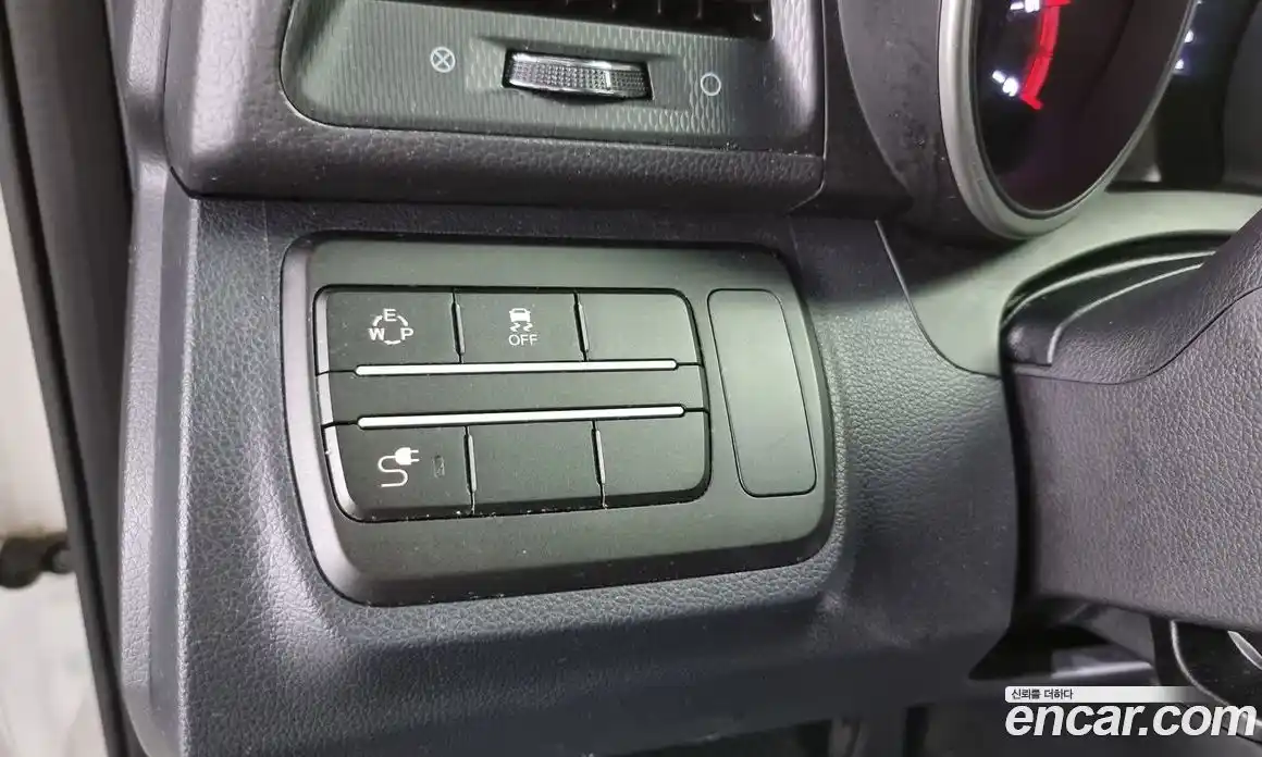 SsangYong TIBOLI 2016 1.6 Автомат в Москве № 29565, фото 6