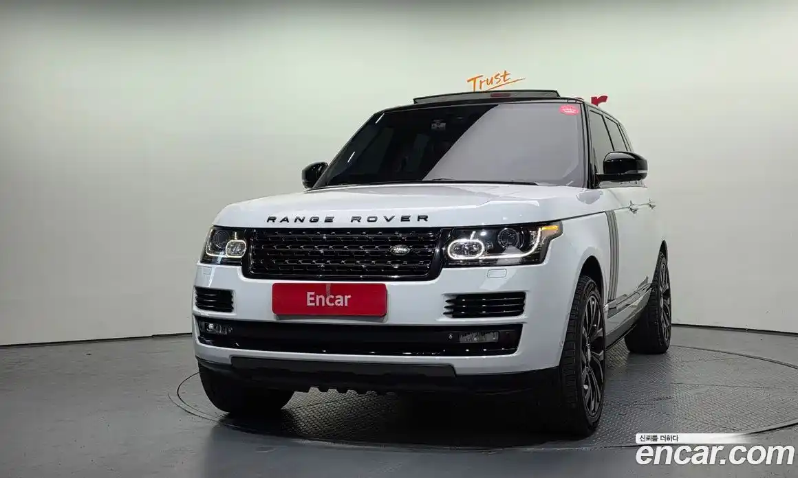 Land Rover Range-Rover 2015 4.4 Автомат в Москве № 296166, фото 16