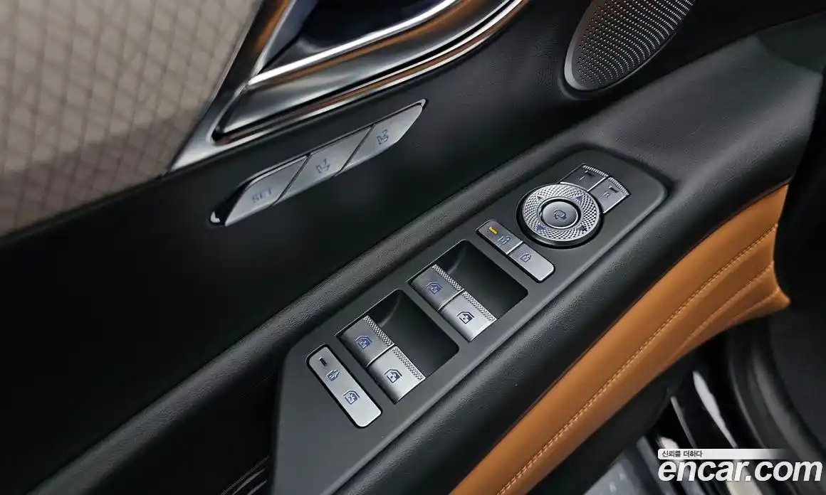 Genesis GV80 2024 2.5 Автомат в Москве № 297943, фото 16