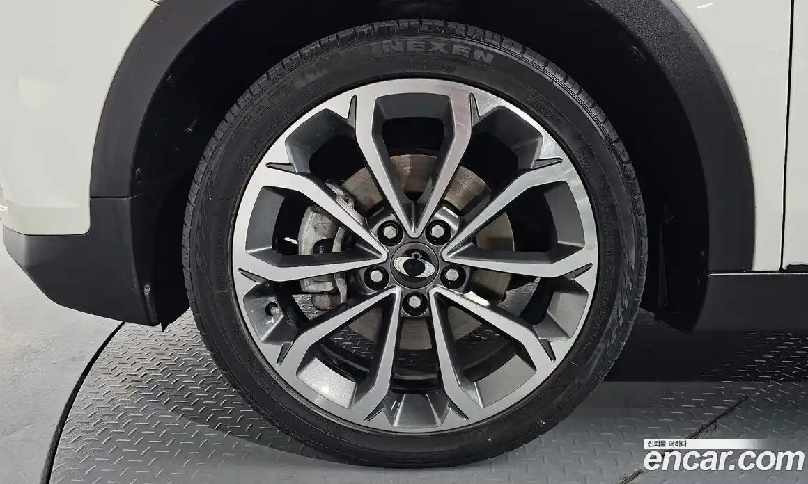 SsangYong TIBOLI 2019 1.6 Автомат в Москве № 29838, фото 6