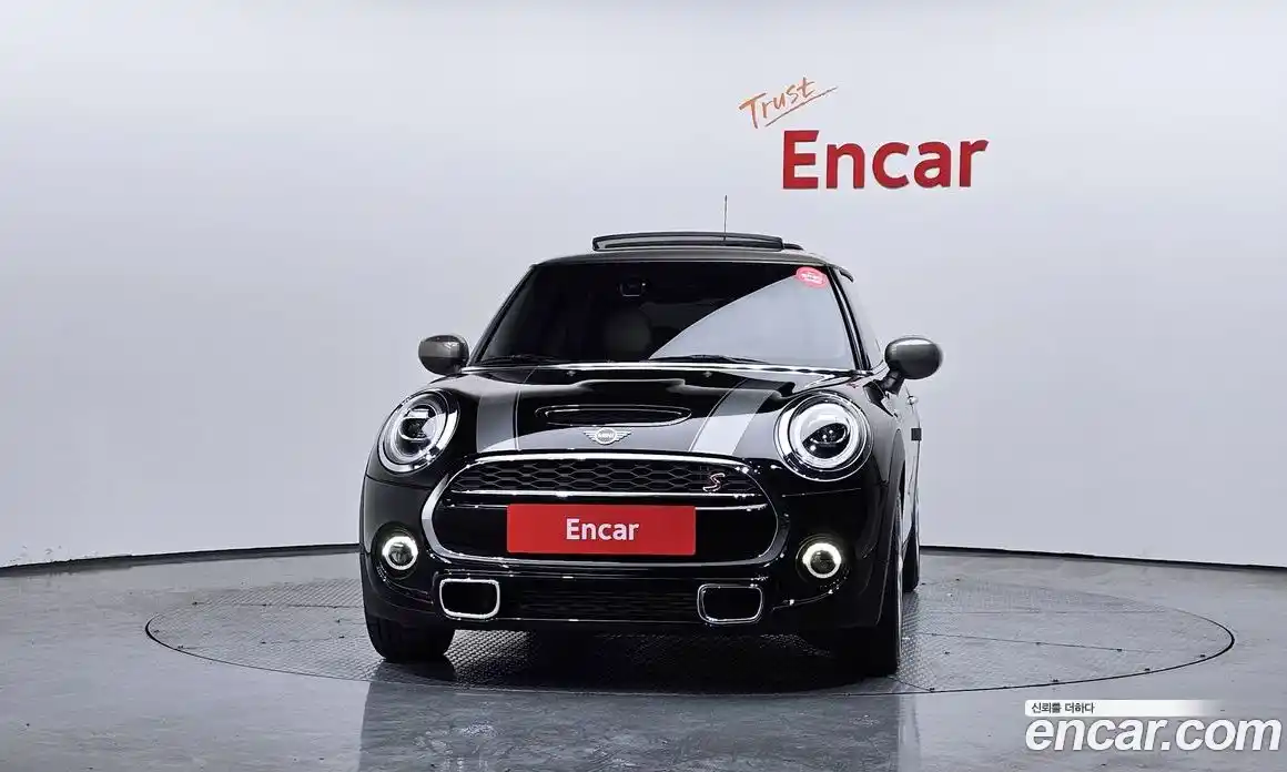 Mini Cooper 2020 2.0 Автомат в Москве № 299394, фото 3