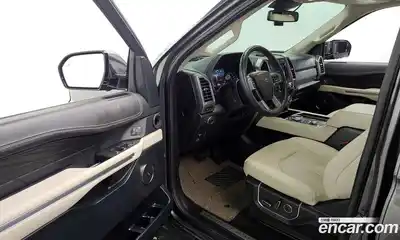 Ford Expedition 2021 3.5 Автомат в Москве № 303190, миниатюра 4