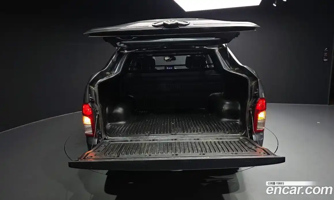 SsangYong Korando 2015 2.0 Автомат в Москве № 30402, фото 17