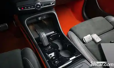 Volvo XC40 2020 2.0 Автомат в Москве № 312520, миниатюра 11