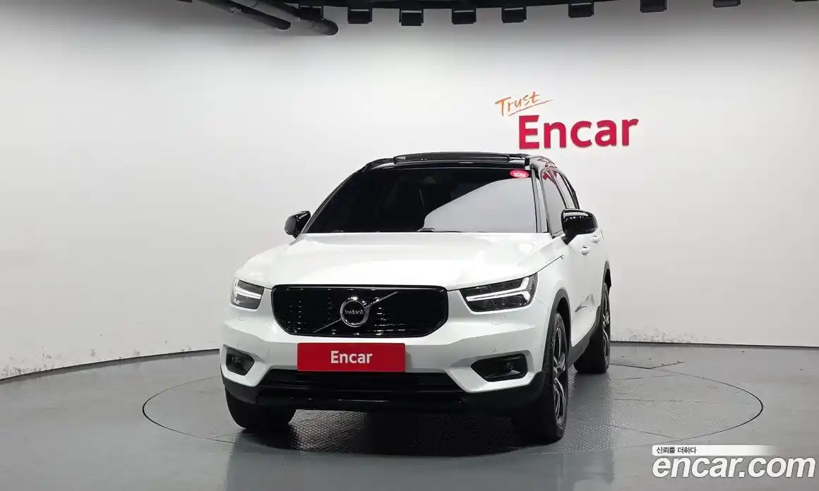 Volvo XC40 2020 2.0 Автомат в Москве № 312520, фото 16