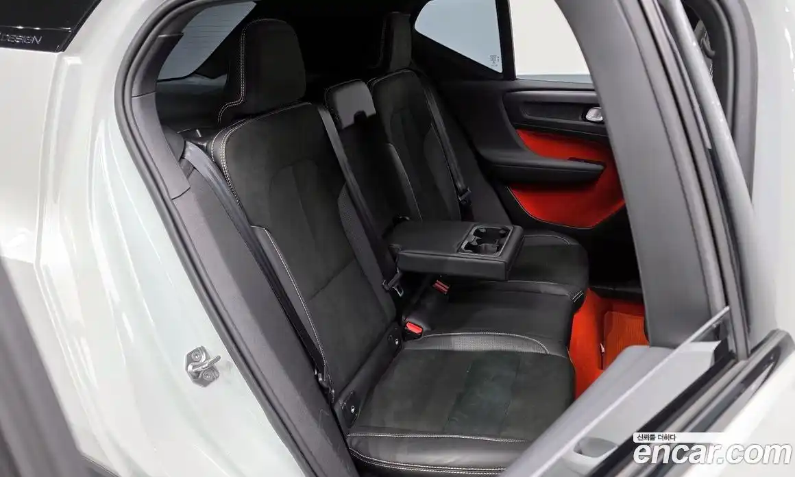 Volvo XC40 2020 2.0 Автомат в Москве № 312520, фото 18