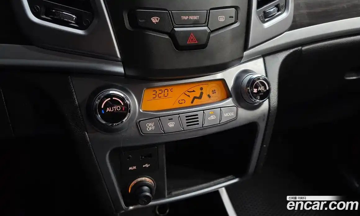 SsangYong Korando 2015 2.0 Автомат в Москве № 31494, фото 16