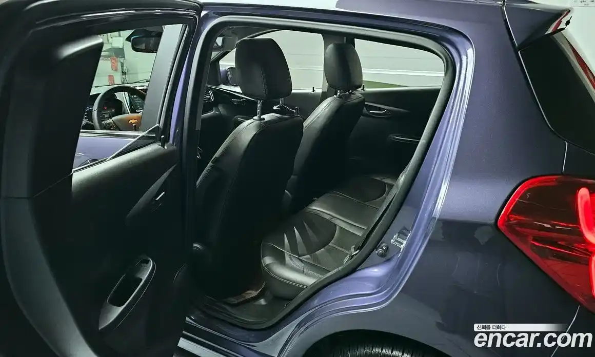 Chevrolet Spark 2016 1.0 Автомат в Москве № 315177, фото 13