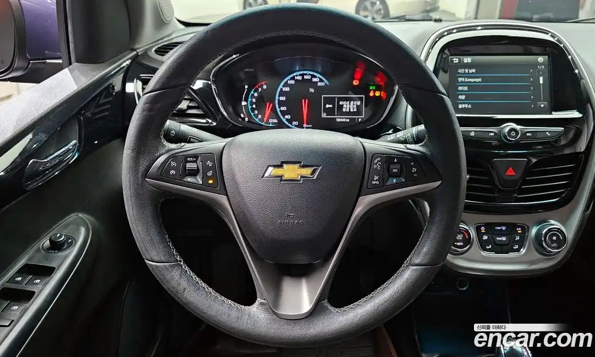 Chevrolet Spark 2016 1.0 Автомат в Москве № 315177, фото 14