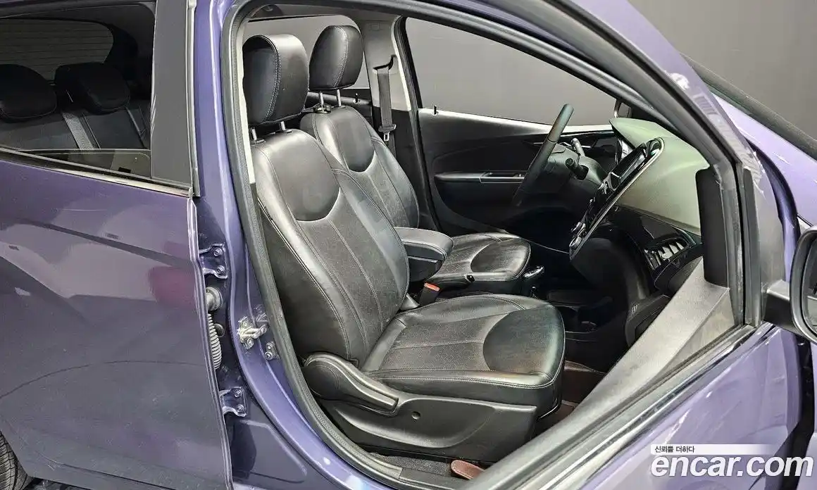 Chevrolet Spark 2016 1.0 Автомат в Москве № 315177, фото 19