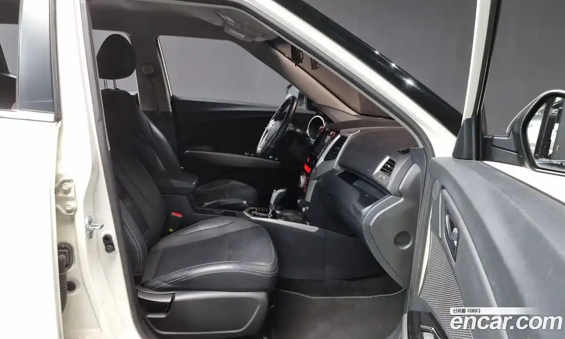 SsangYong TIBOLI 2015 1.6 Автомат в Москве № 31559, фото 4