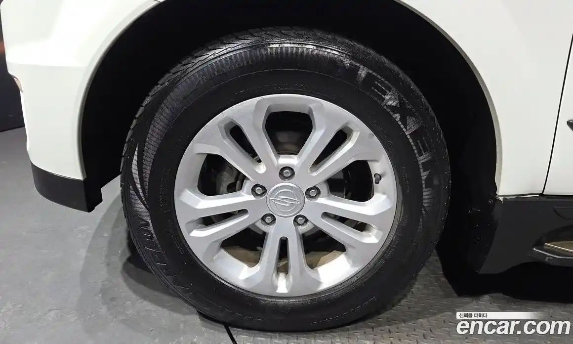 SsangYong Korando 2015 2.0 Автомат в Москве № 31668, фото 17