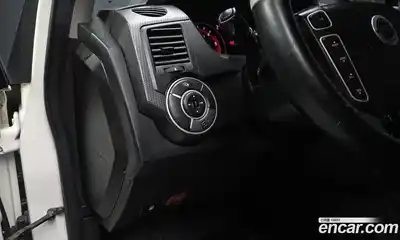 SsangYong Korando 2015 2.0 Автомат в Москве № 31668, миниатюра 10