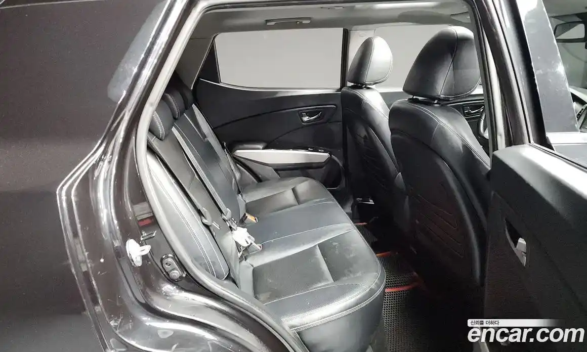 SsangYong TIBOLI 2016 1.6 Автомат в Москве № 32150, фото 3