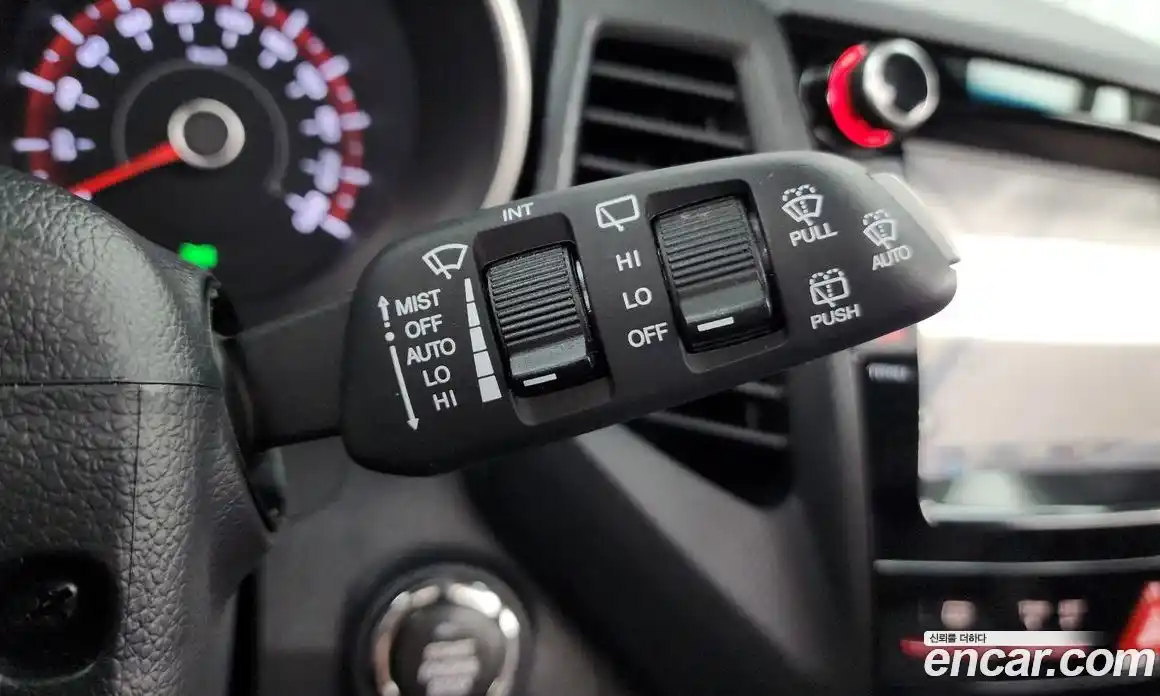 SsangYong TIBOLI 2016 1.6 Автомат в Москве № 32220, фото 9