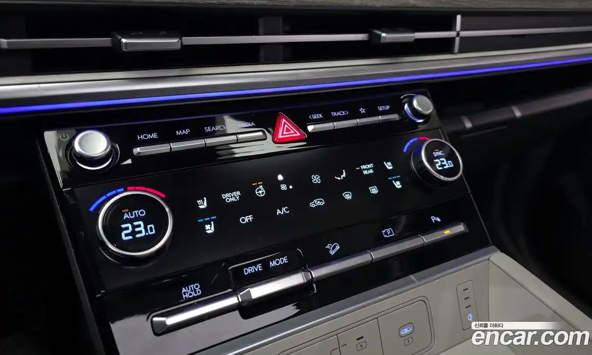 Hyundai Santa Fe 2025 1.6 Автомат в Москве № 3399, фото 11