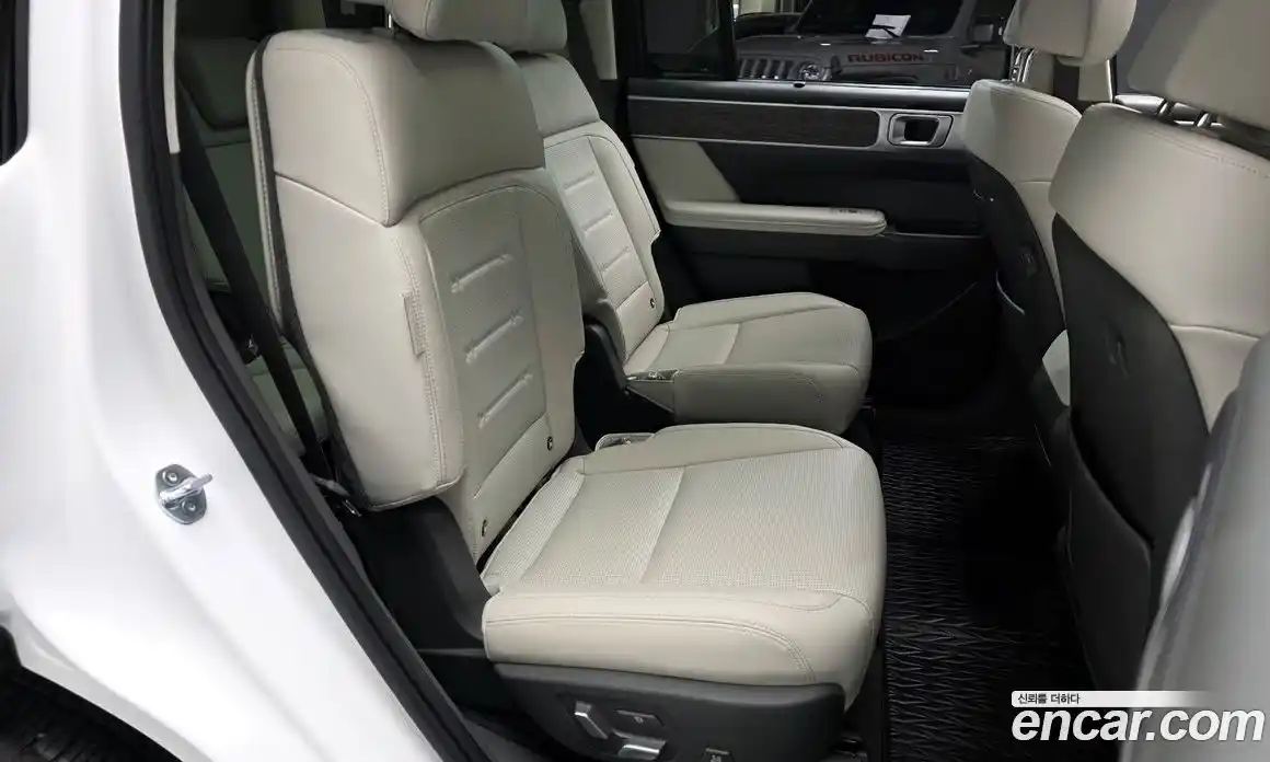 Hyundai Santa Fe 2025 1.6 Автомат в Москве № 3399, фото 5