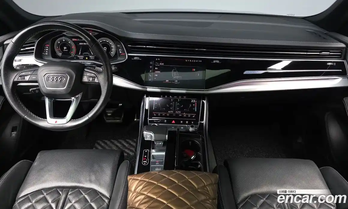 Audi Q8 2021 3.0 Автомат в Москве № 343733, фото 13