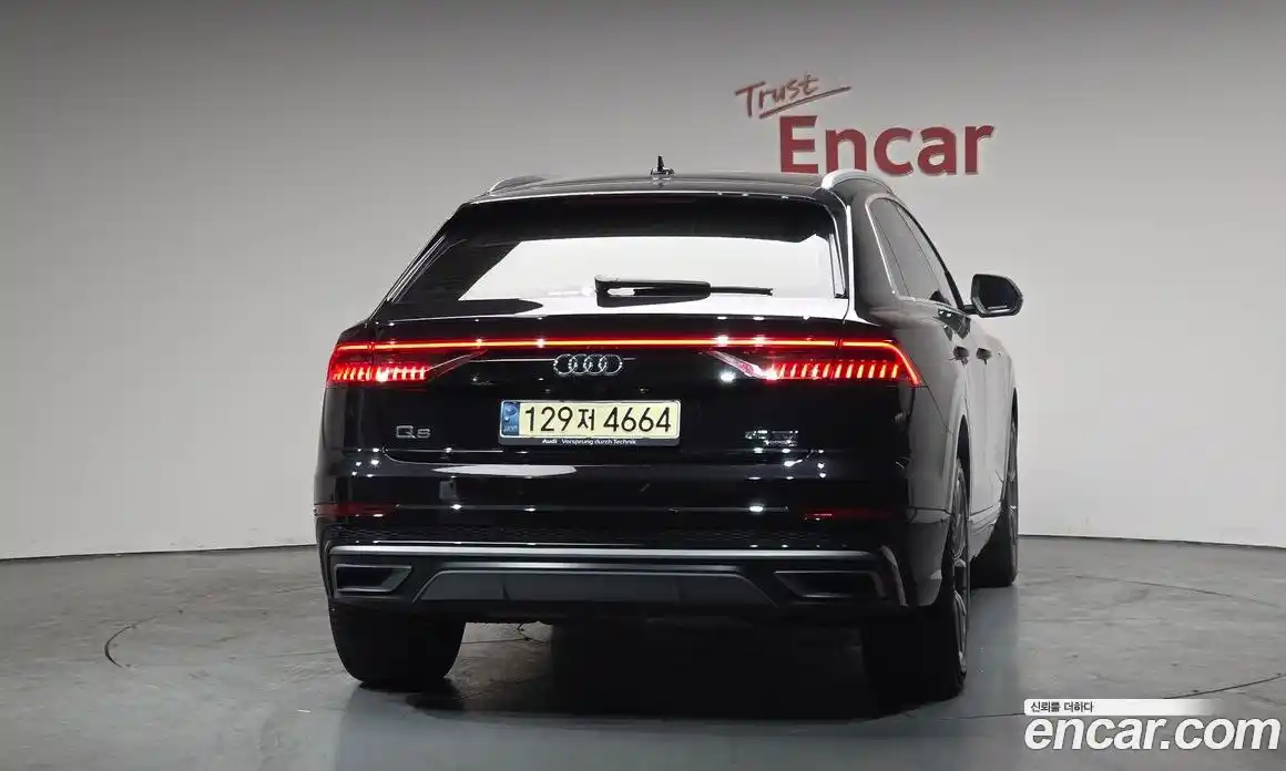 Audi Q8 2021 3.0 Автомат в Москве № 343733, фото 19