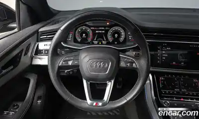 Audi Q8 2021 3.0 Автомат в Москве № 343733, миниатюра 5