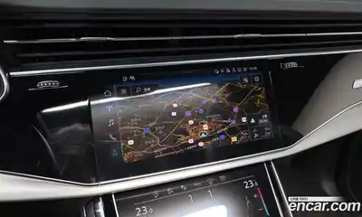 Audi Q8 2021 3.0 Автомат в Москве № 343733, миниатюра 6