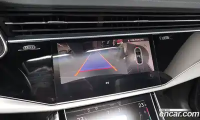 Audi Q8 2021 3.0 Автомат в Москве № 343733, миниатюра 7