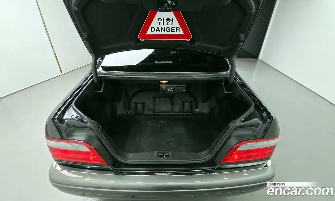 SsangYong Chairman 2002 3.2 Автомат в Москве № 35328, фото 5