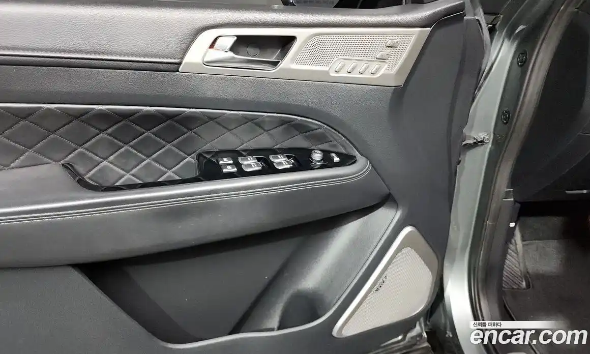 SsangYong Rexton 2018 2.2 Автомат в Москве № 36416, фото 17