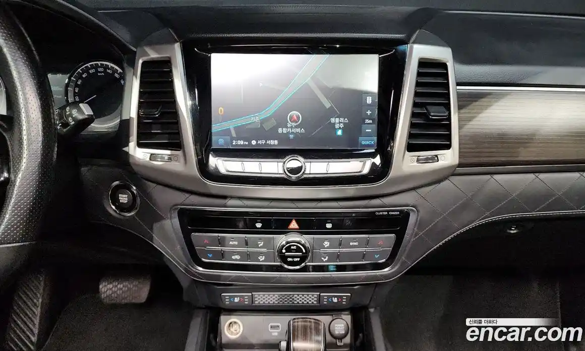 SsangYong Rexton 2018 2.2 Автомат в Москве № 36416, фото 10